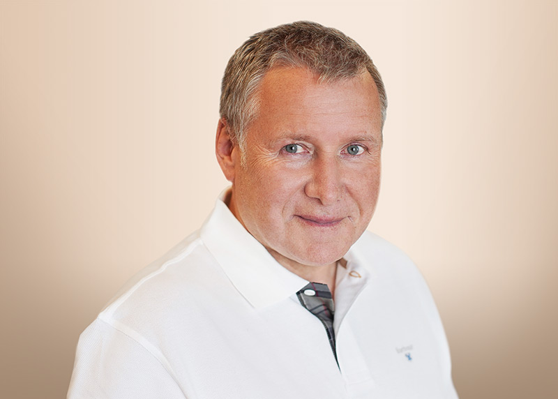 dr_eberhard.jpg Dr. med. dent. Dieter Eberhard
